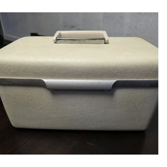 Samsonite Contoura Train Makeup Case Hardshell White Cream Pouch Lining Tray GUC - Picture 4 of 11